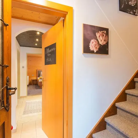 Apartment In Near Lifts *