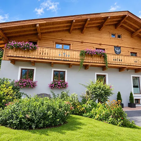 Apartment In Near Lifts *