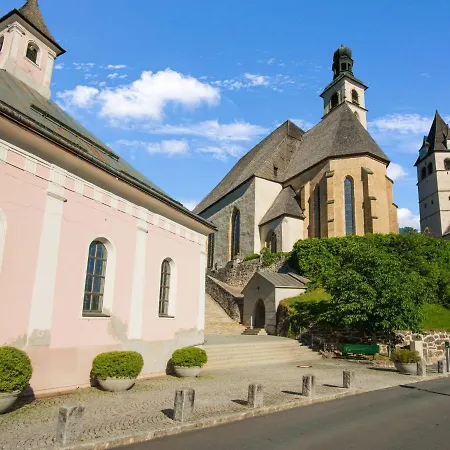 In Near Lifts Apartament